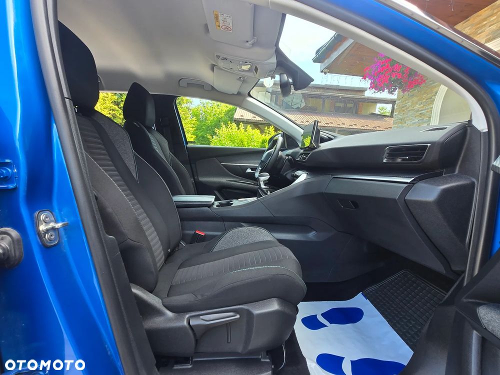 Peugeot 3008 - 11