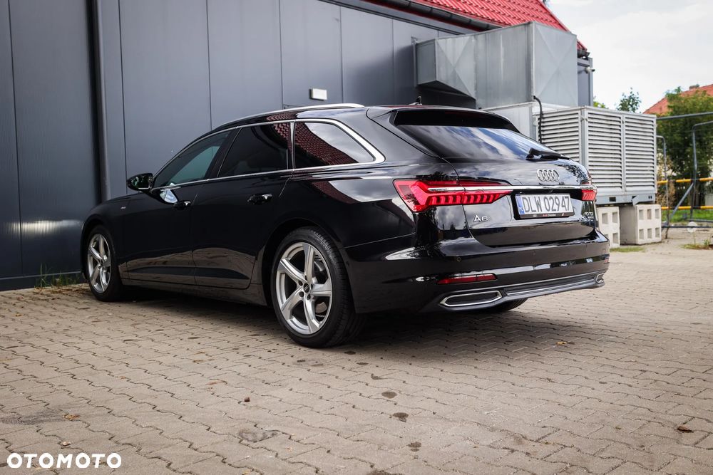 Audi A6 Avant 40 TDI quattro S tronic S line - 14