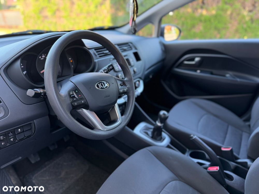 Kia Rio 1.2 XL - 9