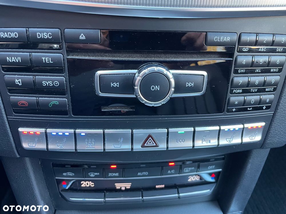 Mercedes-Benz Klasa E ver-350-d-4matic-t-9g--tronic-avantgarde - 14