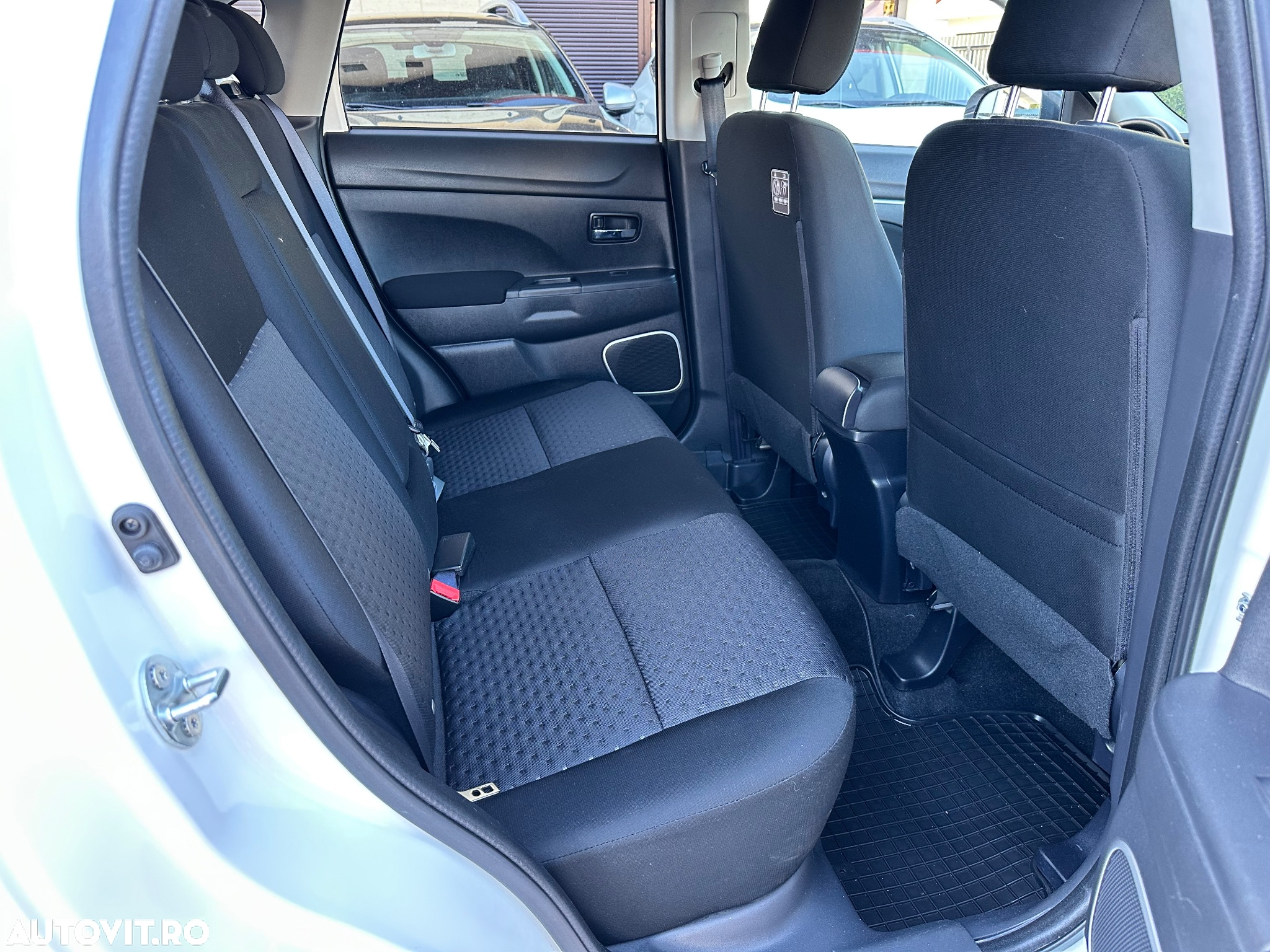 Mitsubishi ASX 1.8 DI-D 4WD Diamant Edition - 10