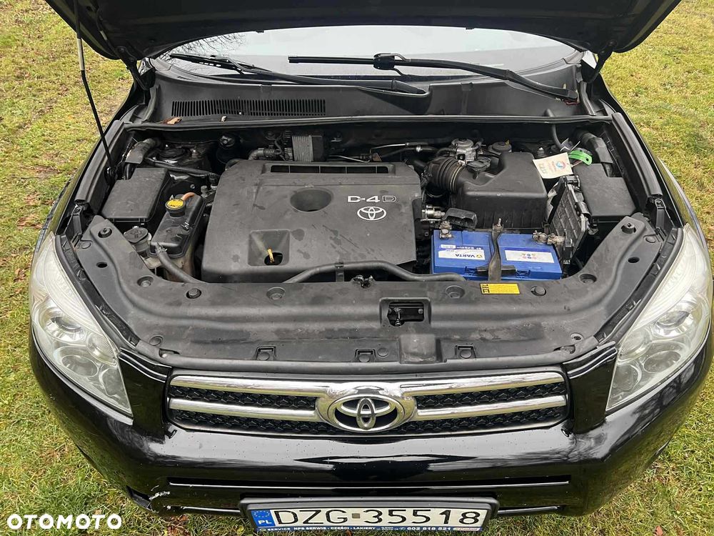 Toyota RAV4 - 4