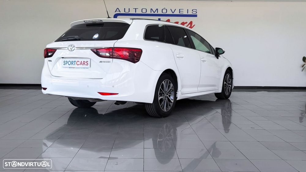 Toyota Avensis Touring Sports 2.0 D-4D Exclusive+GPS - 2