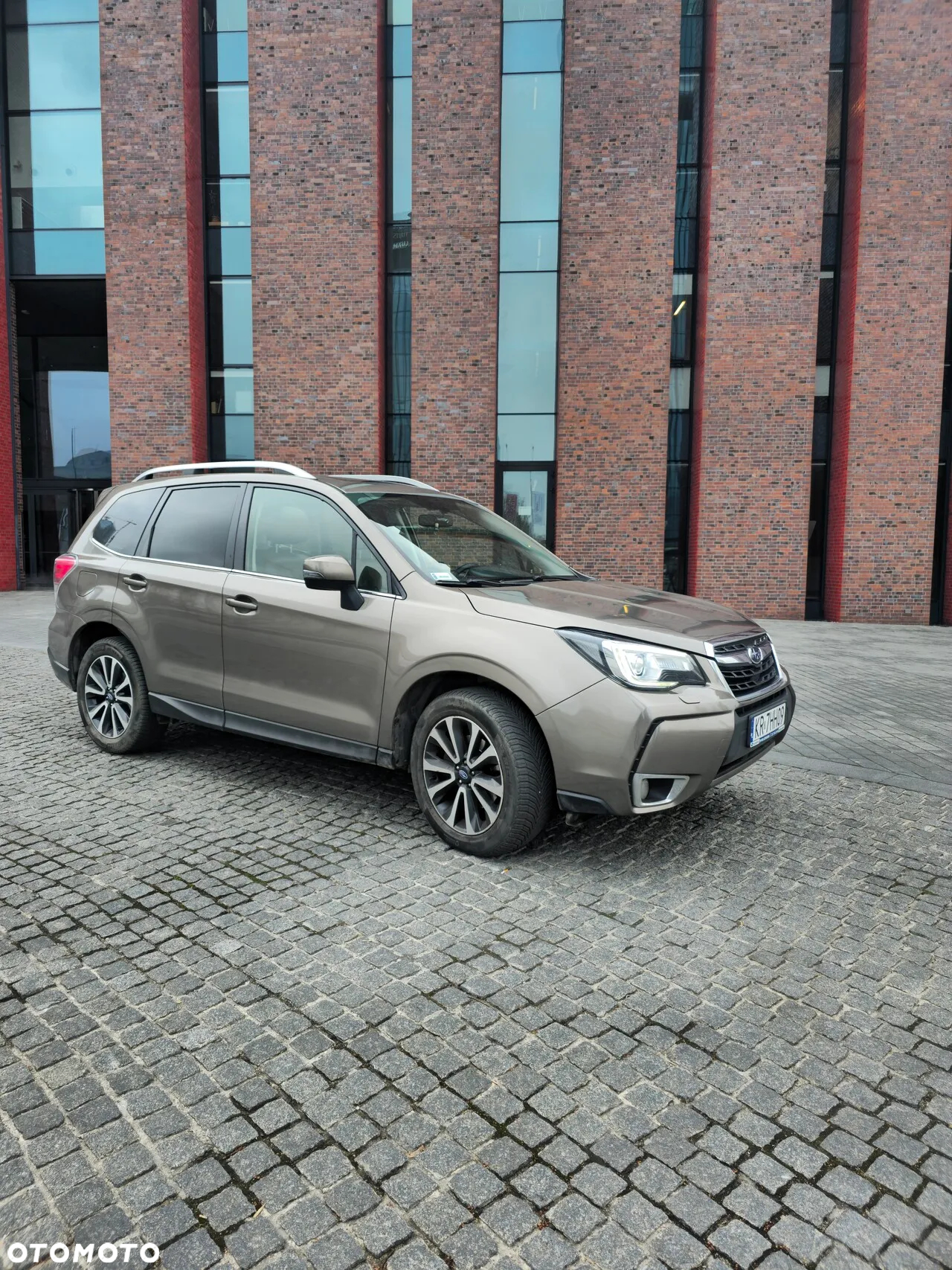 Subaru Forester 2.0 XT Platinum Lineartronic - 3
