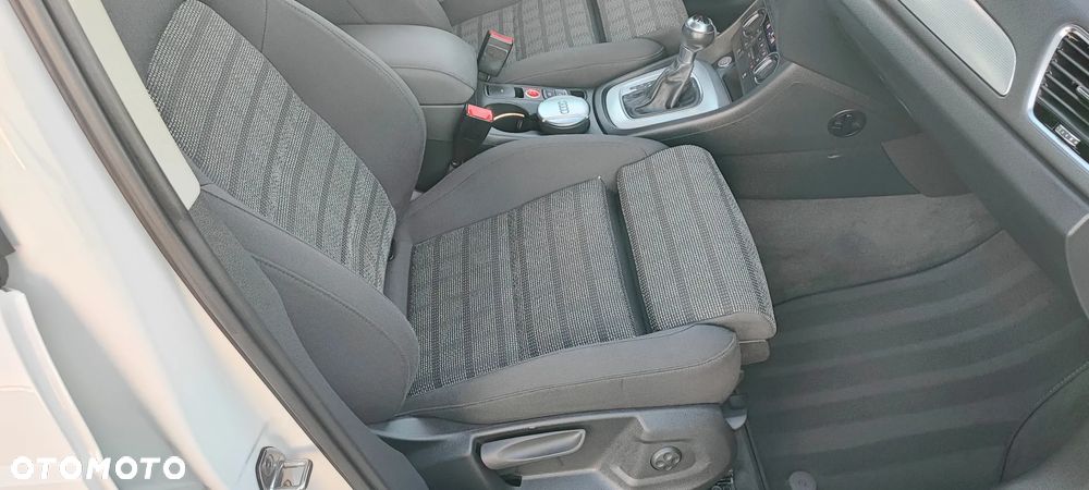 Audi Q3 1.4 TFSI Design S tronic - 16