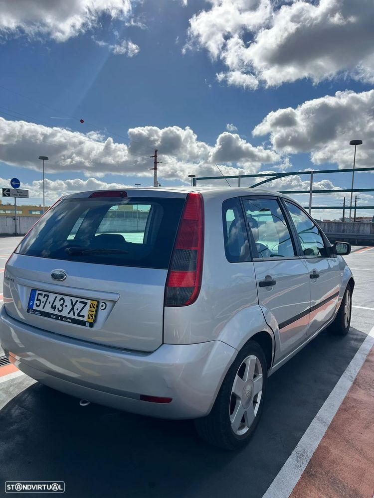 Ford Fiesta - 5