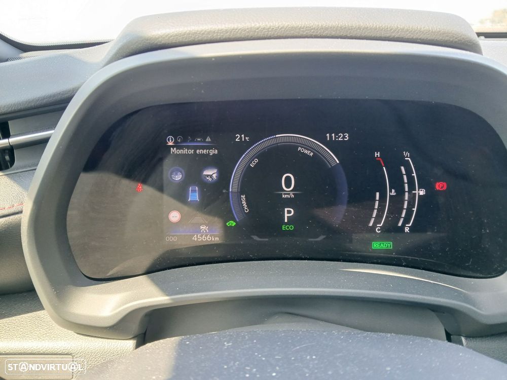 Lexus LBX Elegant - 16