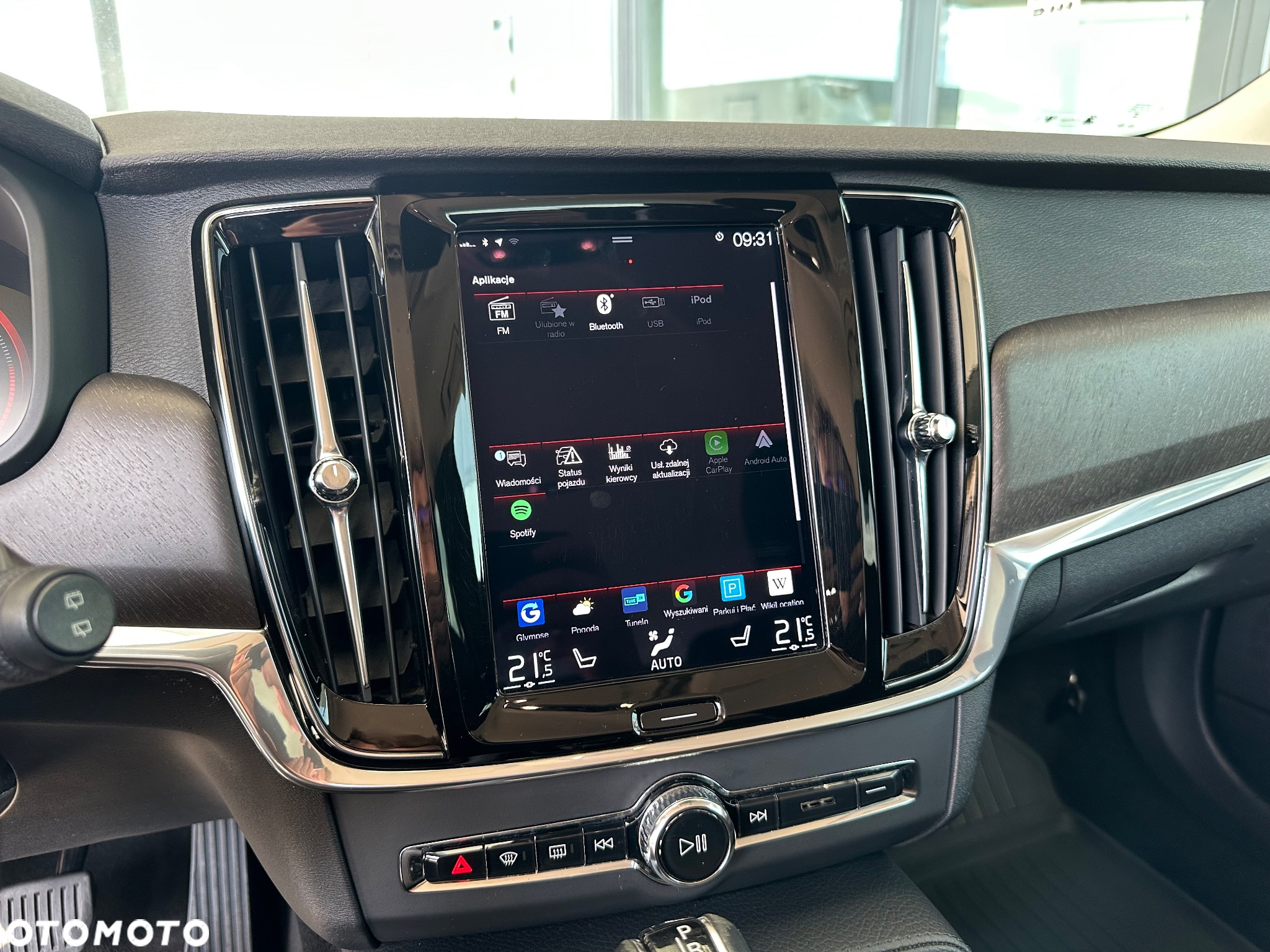 Volvo V90 Cross Country D4 AWD - 25