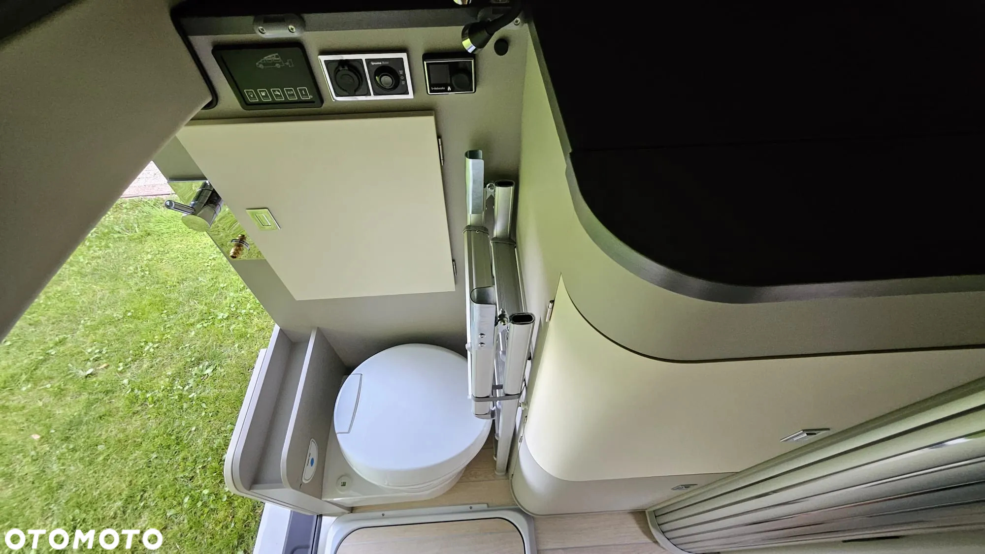 Mercedes-Benz Vito - 10