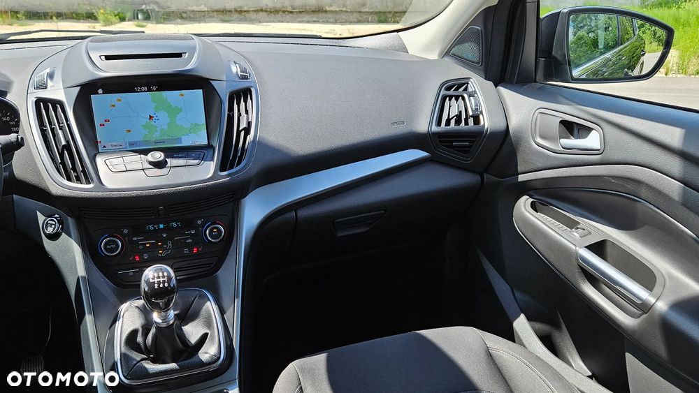 Ford Kuga 1.5 EcoBoost 2x4 Business Edition - 26