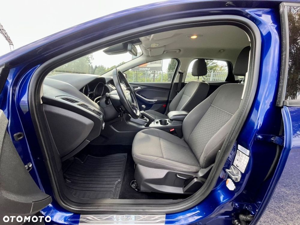 Ford Focus - 12
