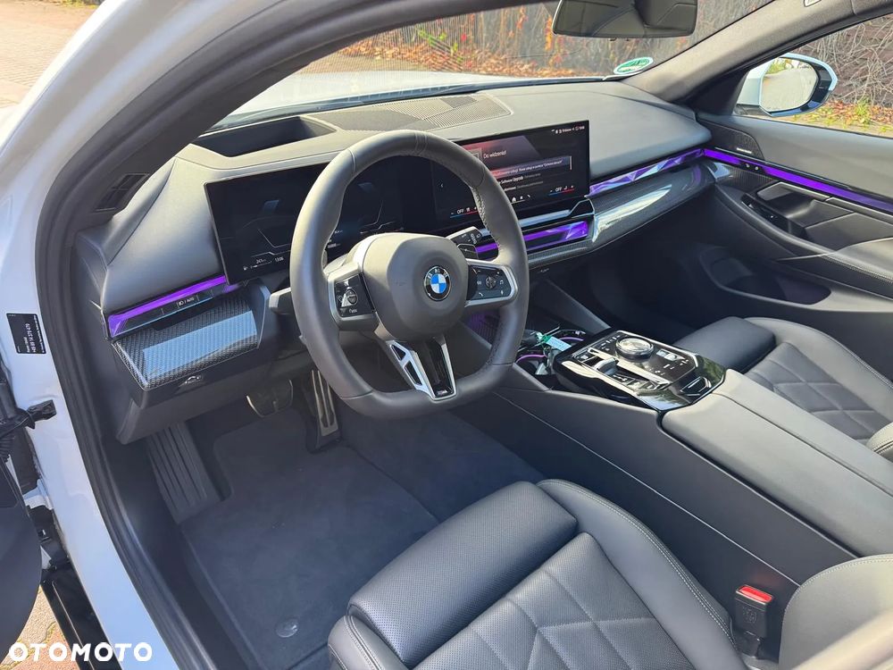 BMW Seria 5 520d xDrive Touring - 30