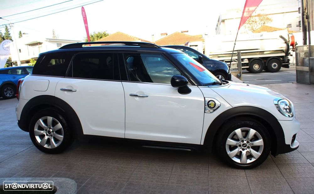 MINI Countryman Cooper SE ALL4 Auto - 5