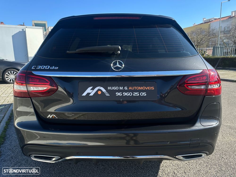 Mercedes-Benz C 300 BlueTEC Hybrid AMG Line - 35