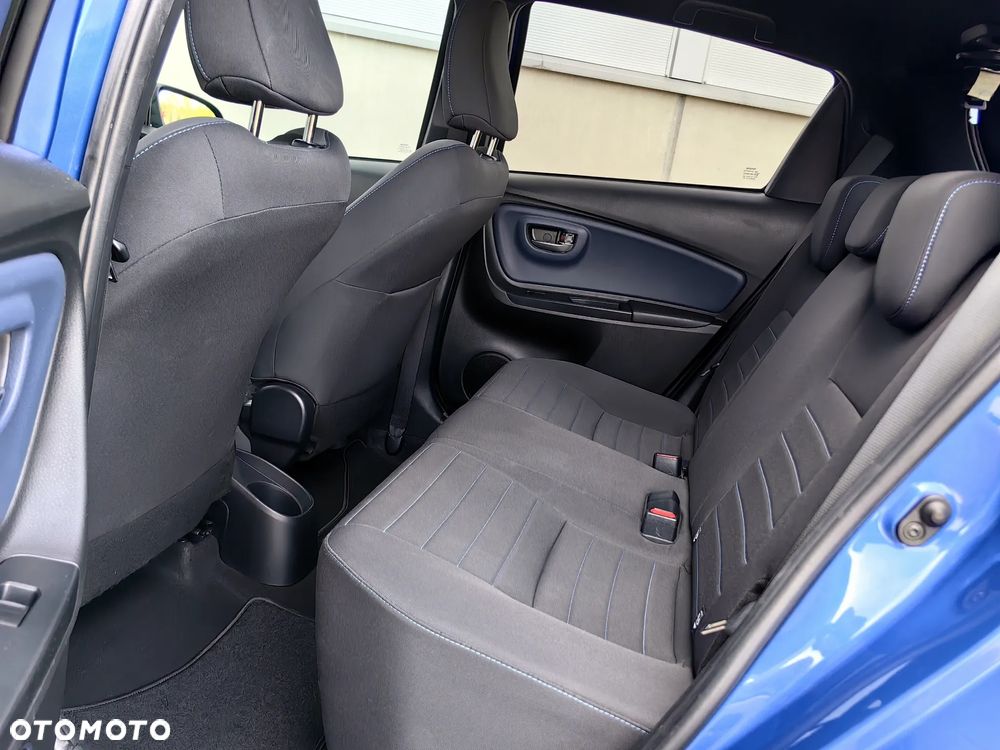 Toyota Yaris 1.5 Selection CVT - 12