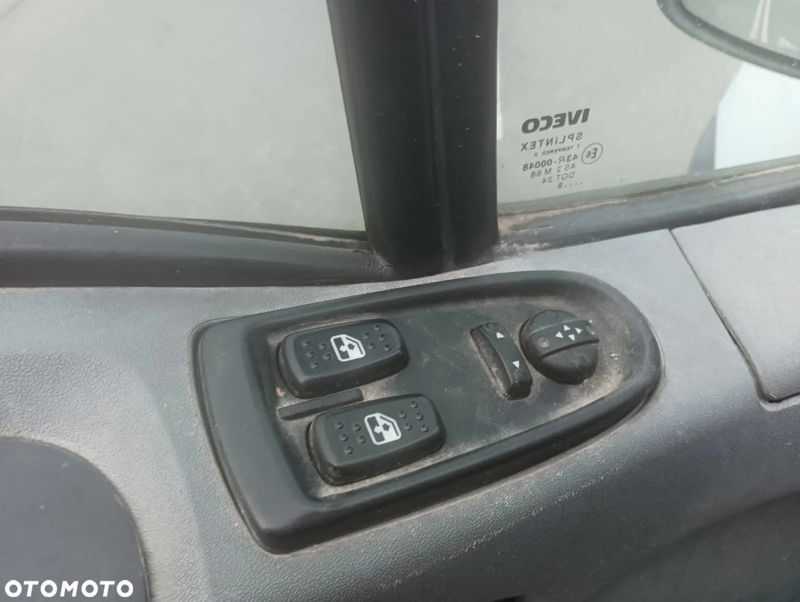 Iveco DAILY 35S14 MAXI BRYGADÓWKA 6 osób - 13