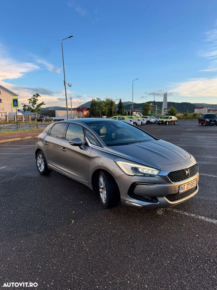 DS Automobiles DS 5 BlueHDi So Chic Aut. - 4