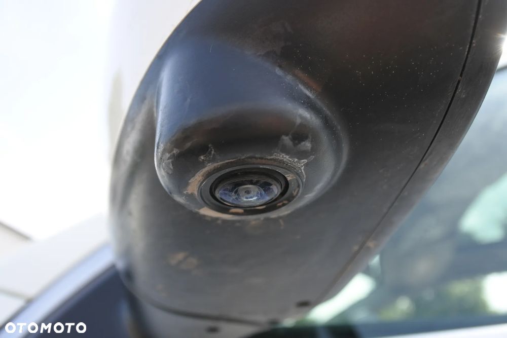 Nissan Qashqai 1.2 DIG-T Xtronic TEKNA - 32