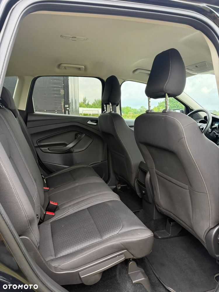 Ford Kuga 1.5 EcoBoost 2x4 Trend - 7