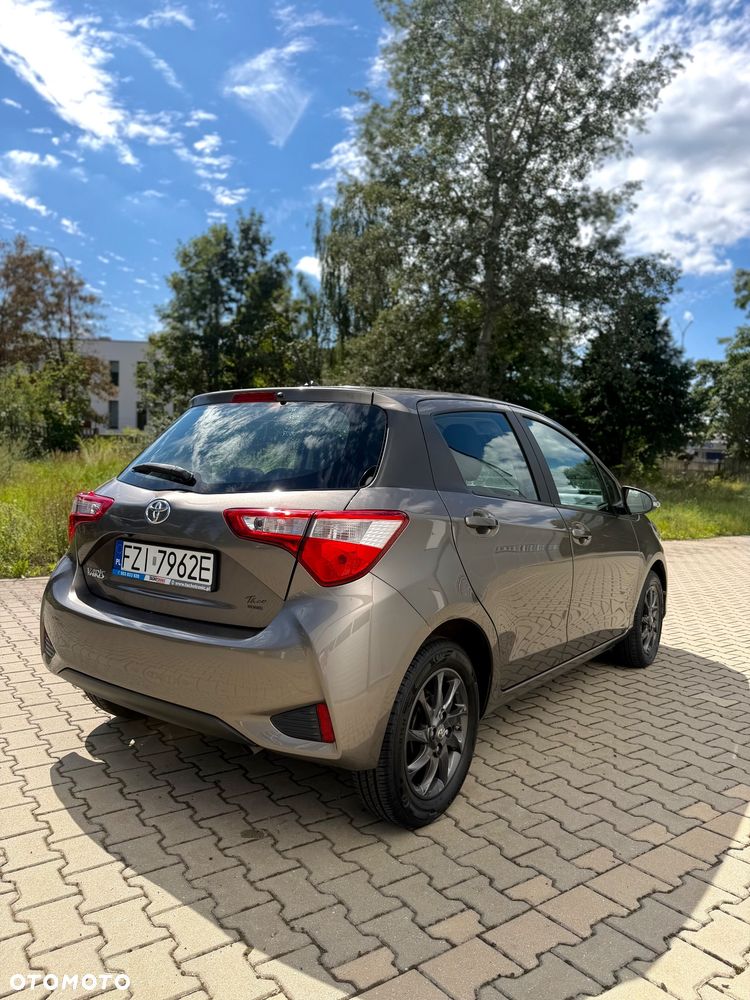 Toyota Yaris 1.5 Active - 19