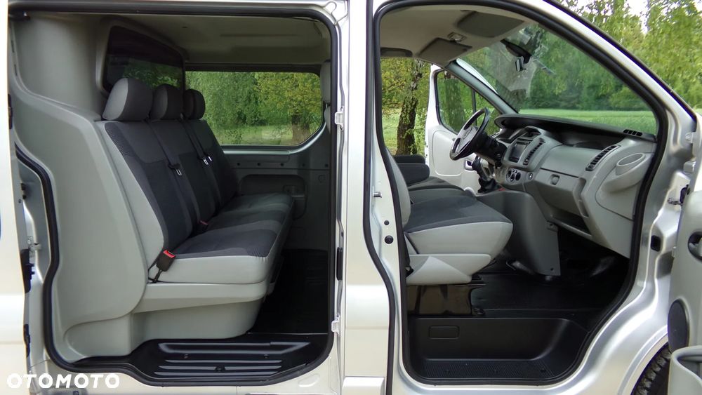 Opel VIVARO 2.5 150KM * LONG * BRYGADÓWKA ! NISKI PRZEBIEG ! - 18