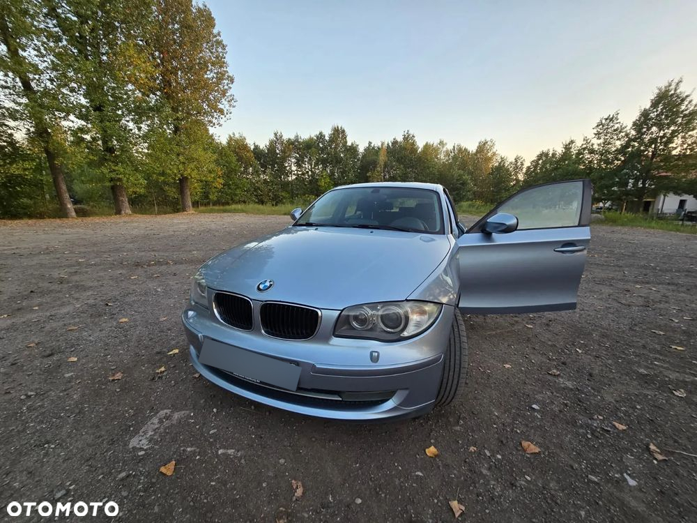 BMW Seria 1 116i - 8