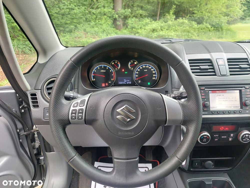 Suzuki SX4 1.6 Premium 4WD - 20