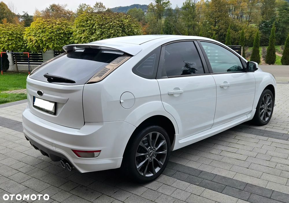 Ford Focus 2.0 16V Titanium - 7