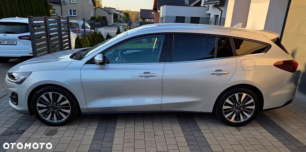 Ford Focus 1.0 EcoBoost Titanium X - 3