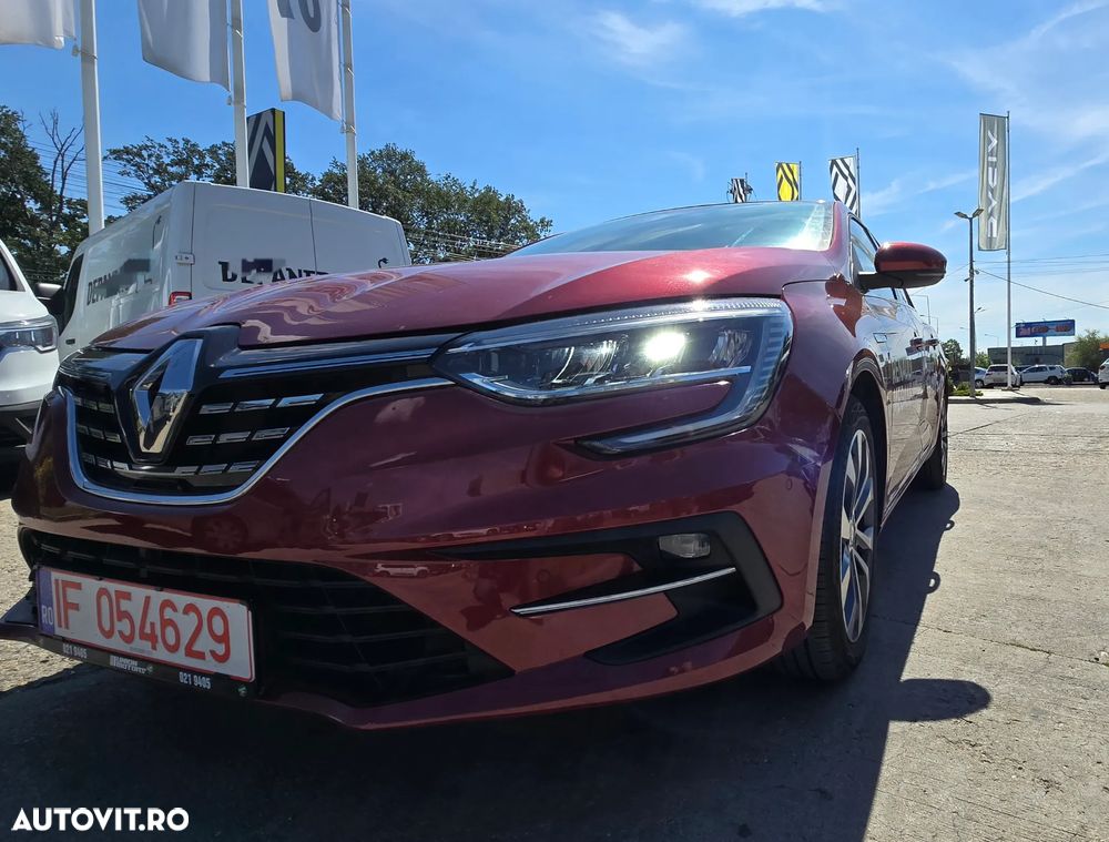Renault Megane TCE 140 EDC Techno - 11