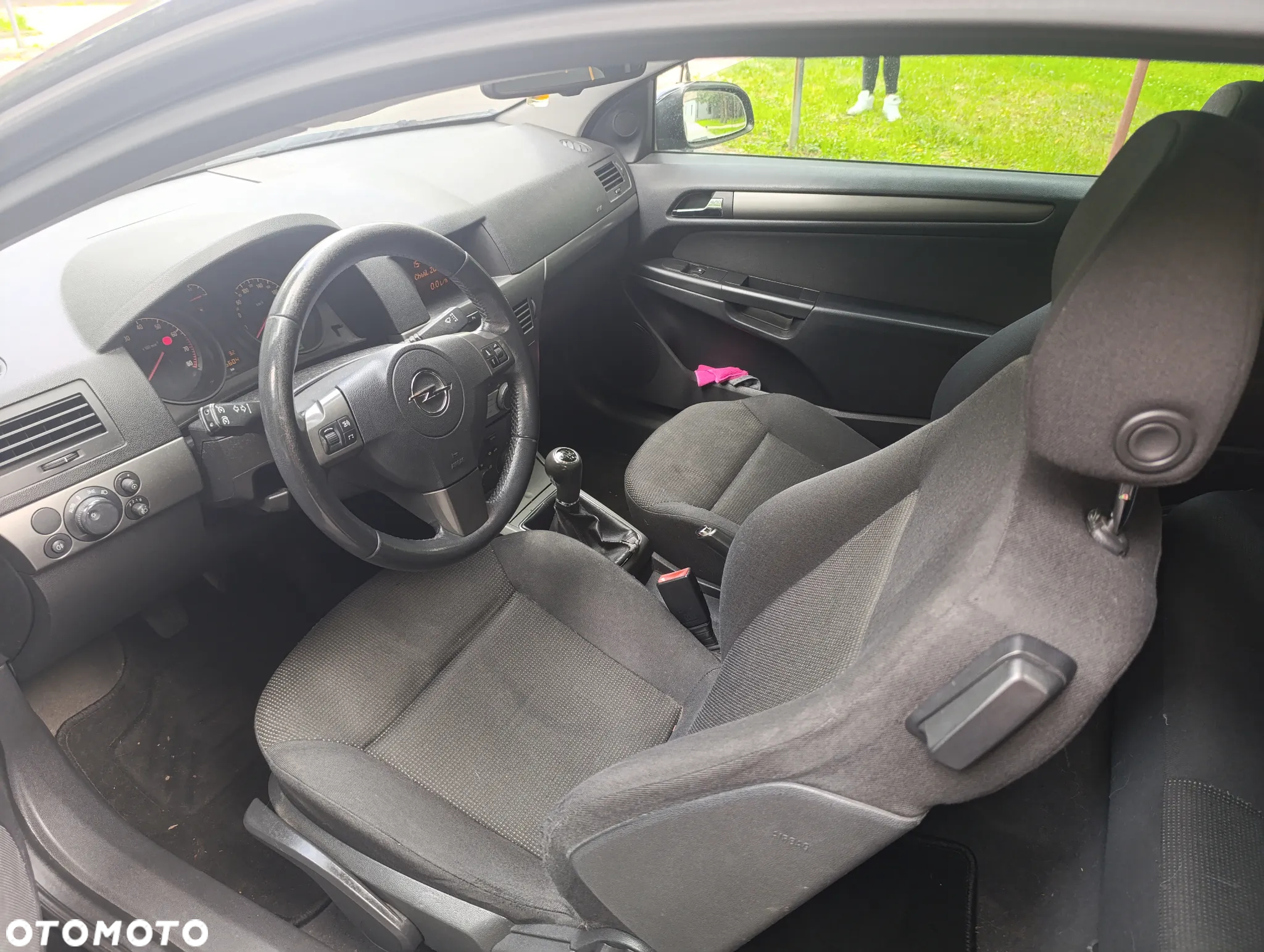Opel Astra GTC 1.4 - 9