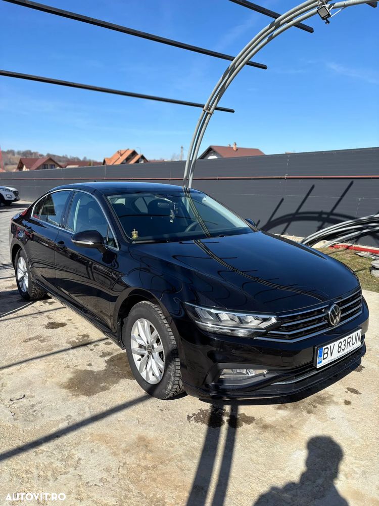 Volkswagen Passat 2.0 TDI DSG Comfortline - 1