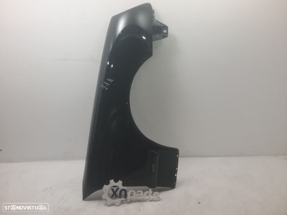 Guarda-lamas Dto MERCEDES-BENZ E-CLASS (W210) 07.99 - 03.02 Usado - 1