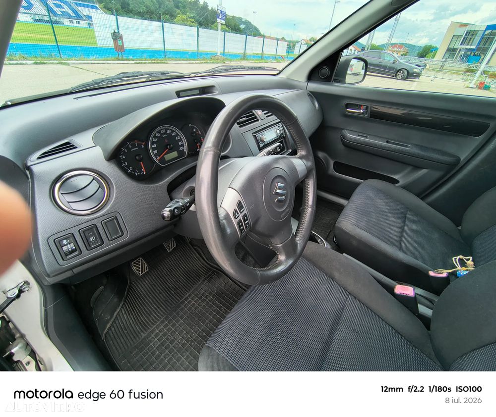 Suzuki Swift - 17