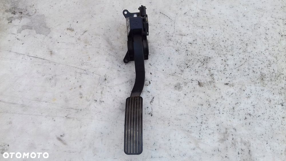 potencjometr pedał gazu 6 pin 2055009001 ssangyong kyron 2.0 xdi 05- - 3