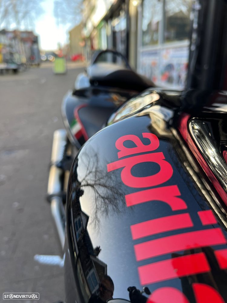 Aprilia Tuono - 4
