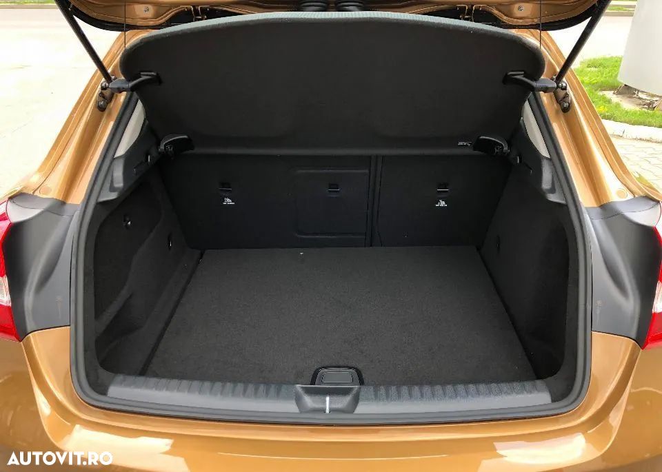 Mercedes-Benz GLA 200 - 15