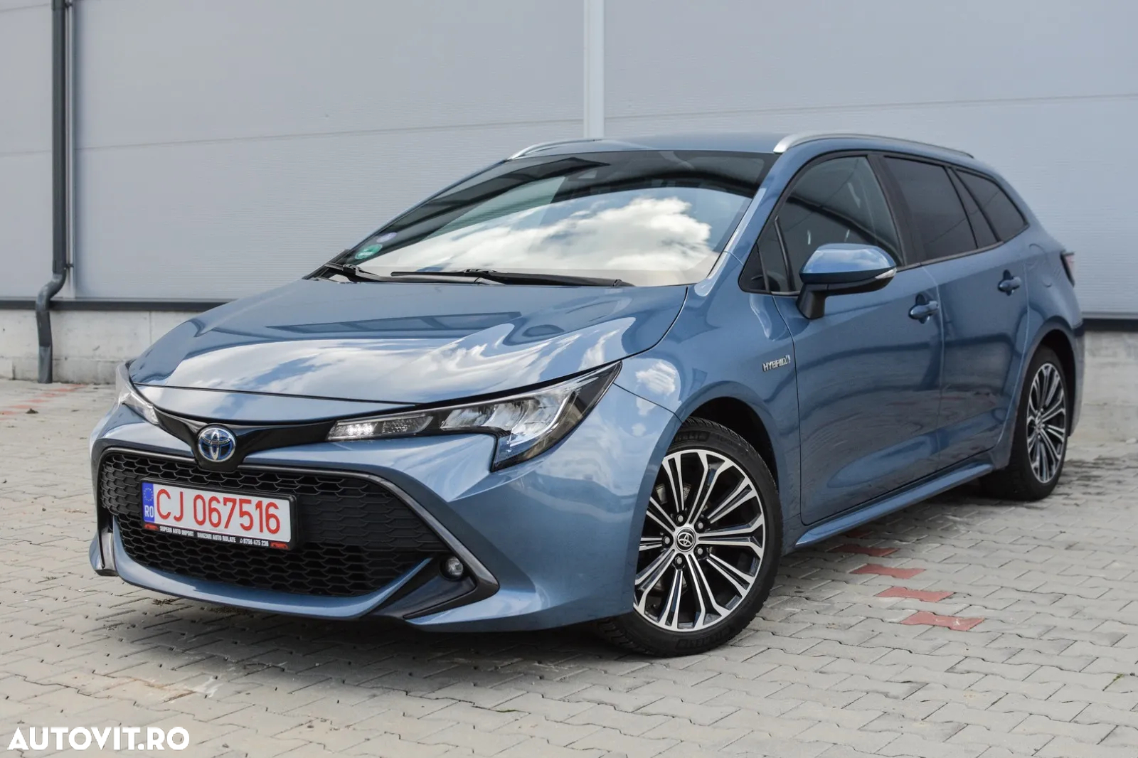 Toyota Corolla 2.0 Hybrid Touring Sports Business Edition - 11