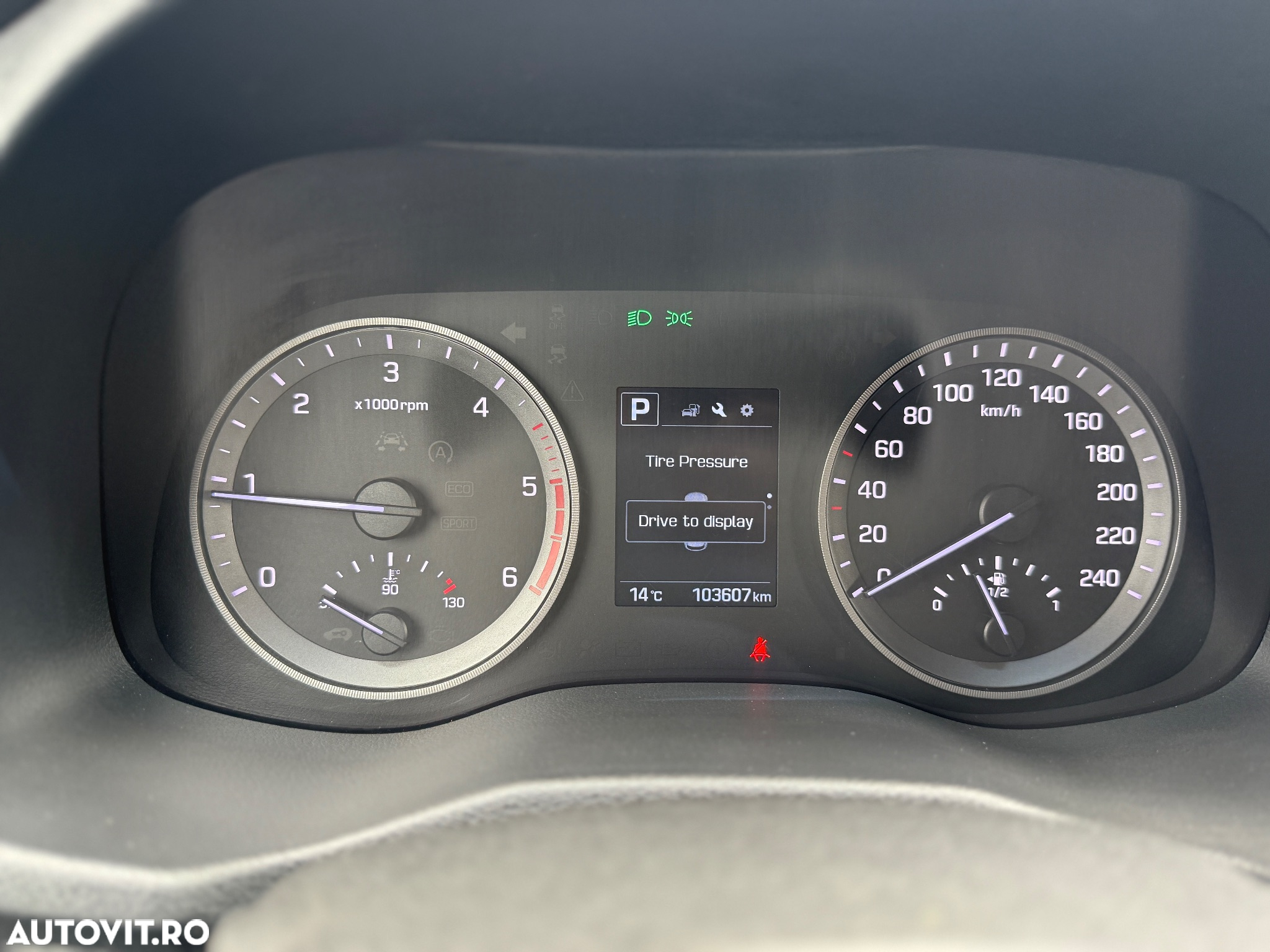 Hyundai Tucson blue 1.7 CRDi 2WD DCT Advantage - 16