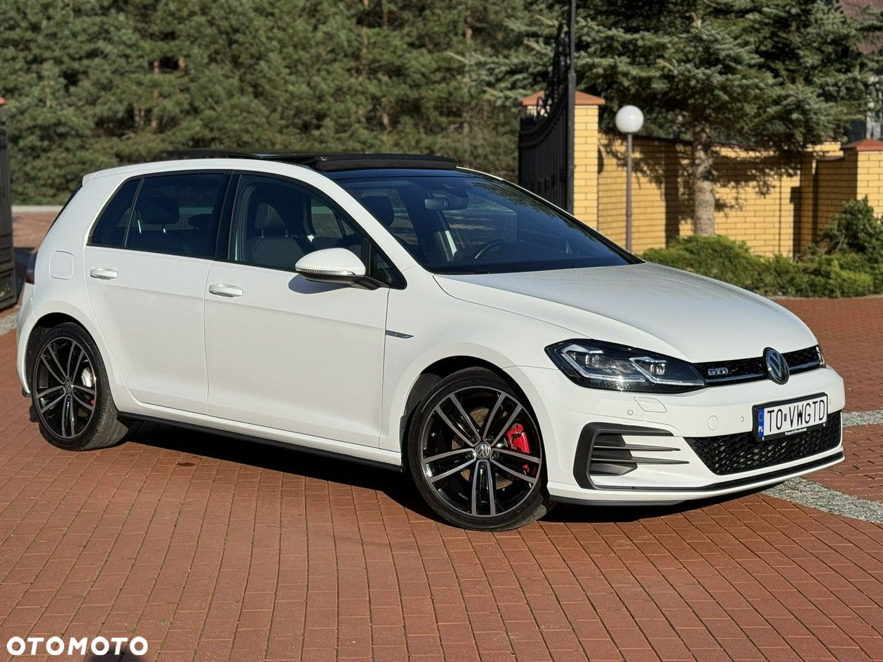 Volkswagen Golf - 9