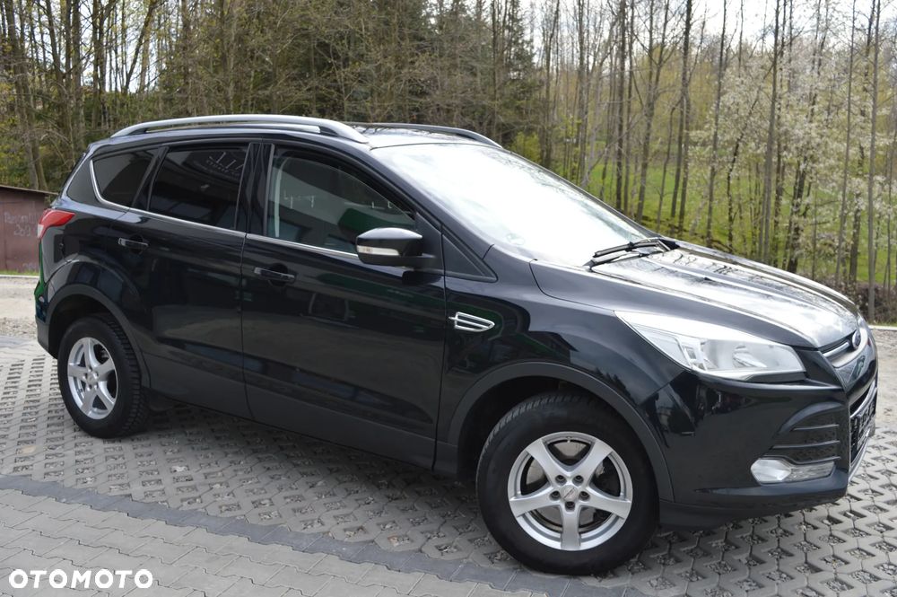 Ford Kuga 2.0 TDCi 2x4 Trend - 4