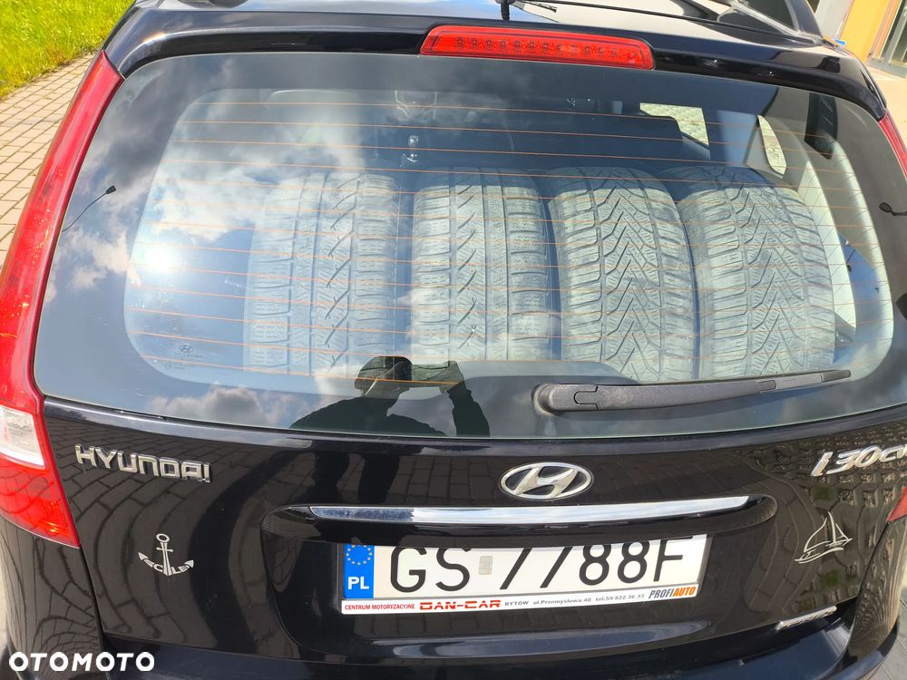 Hyundai i30 1.6 CRDi Classic + - 8