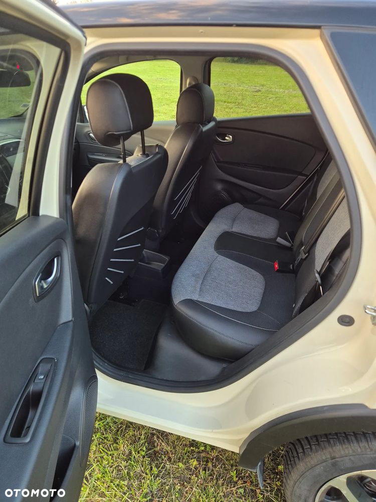 Renault Captur 1.2 Energy TCe Intens EDC - 10