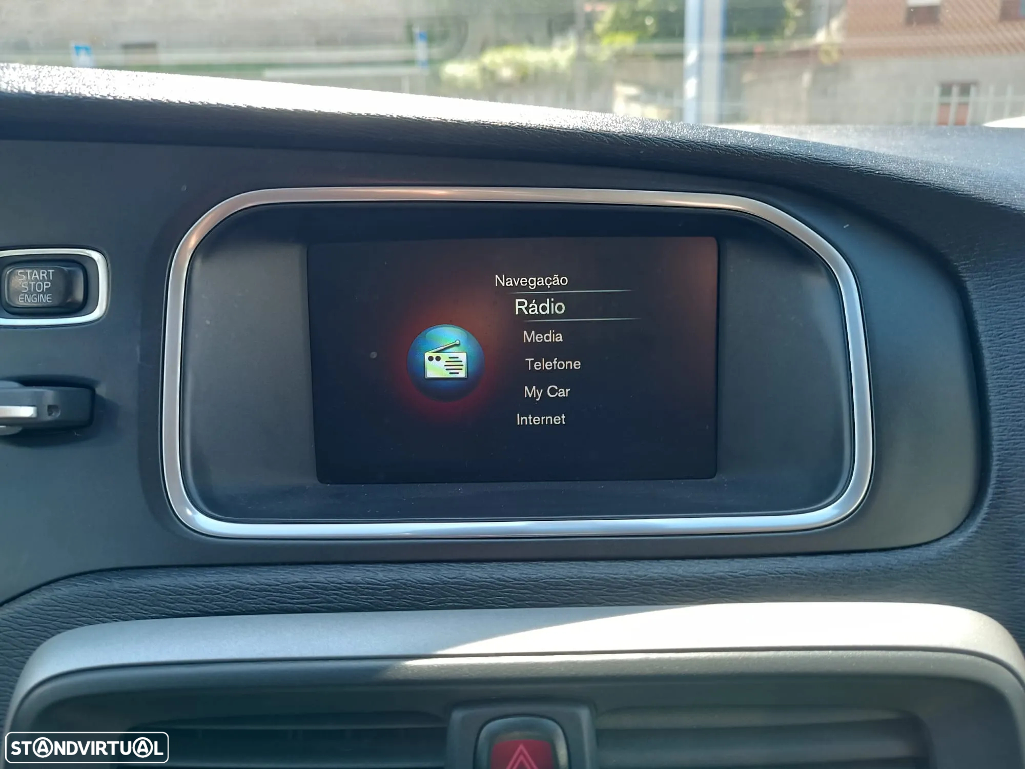 Volvo V40 1.6 D2 Momentum Powershift Eco - 21