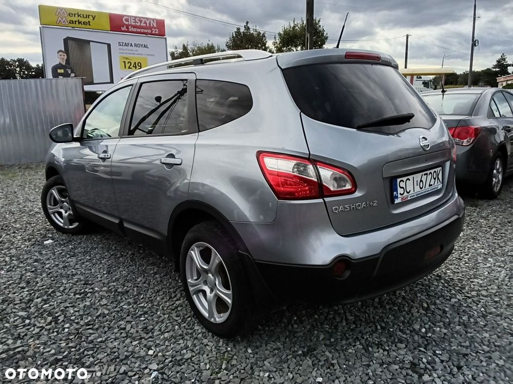 Nissan Qashqai+2 - 4