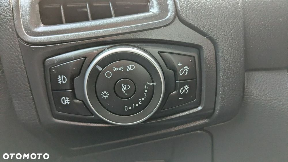 Ford Focus - 26