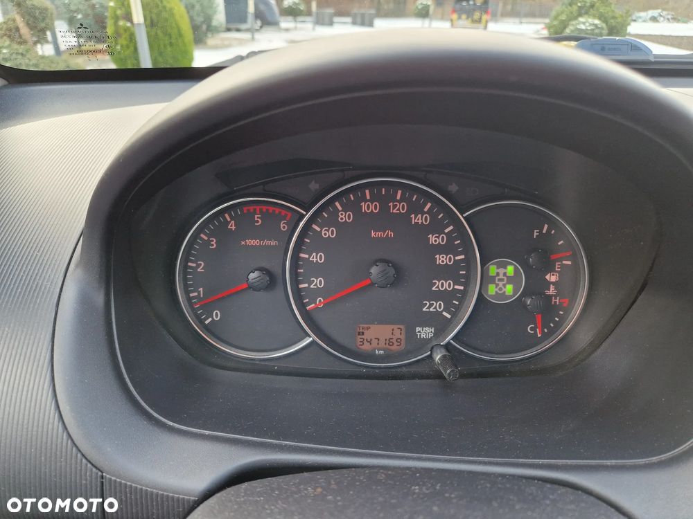 Mitsubishi Pajero Sport - 27