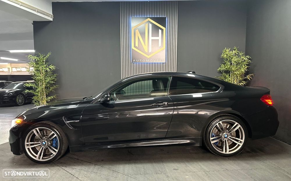 BMW M4 Auto - 3