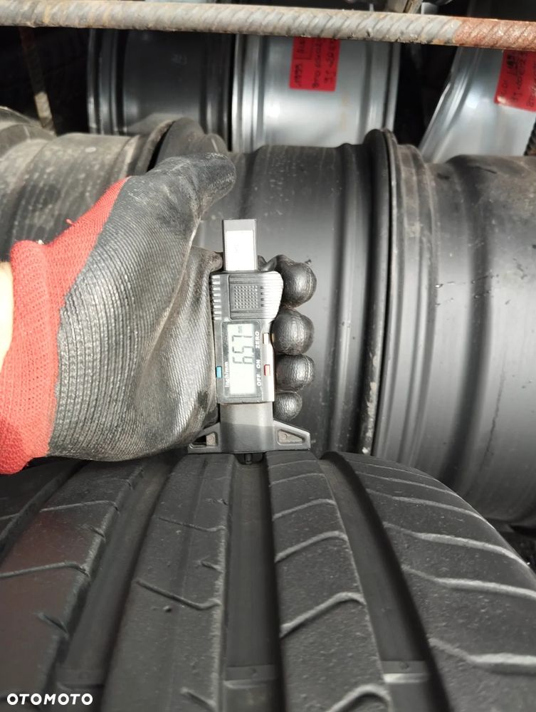 235 35 20 Pirelli P Zero 2szt Elect T0 2szt - 4