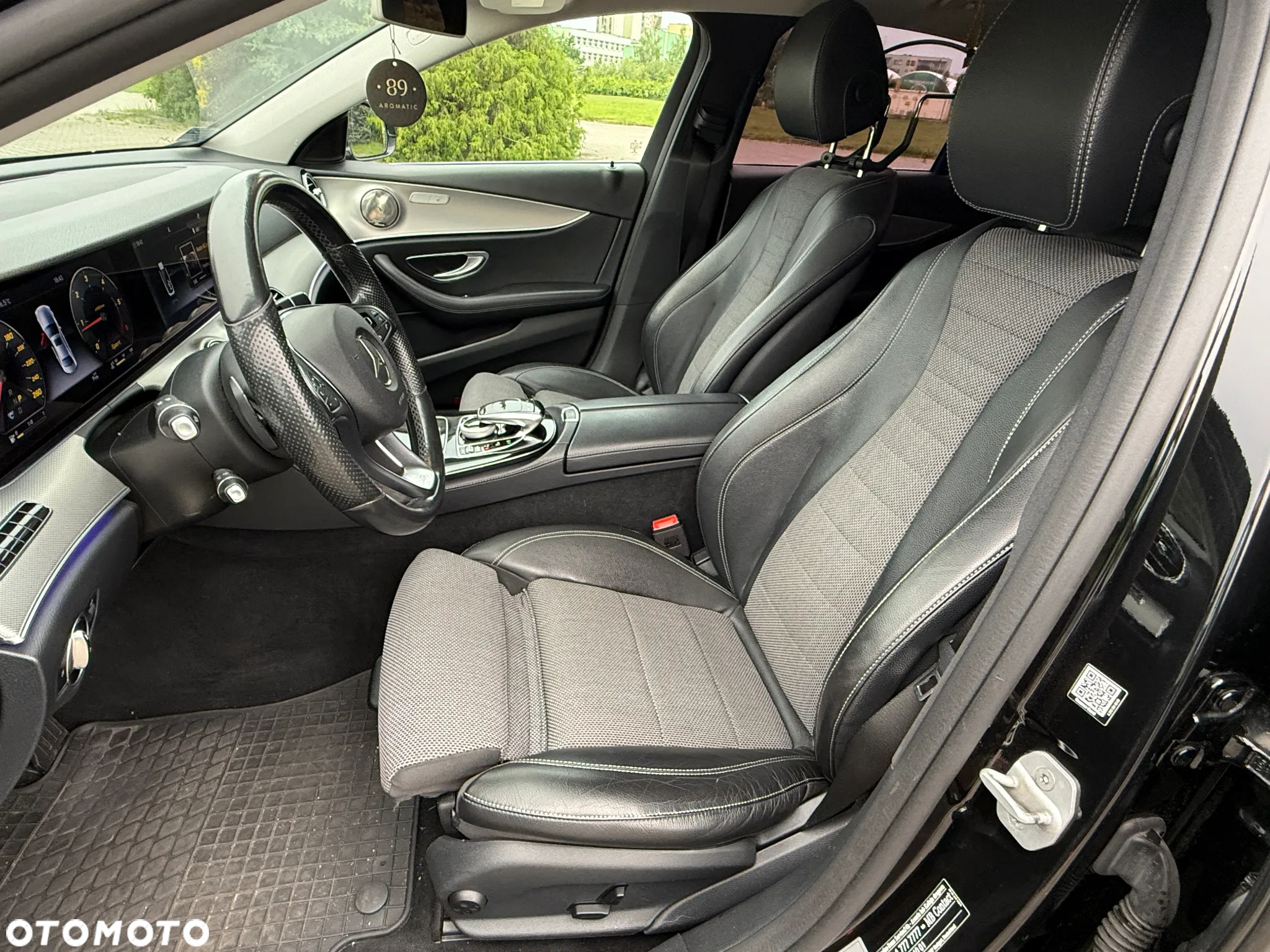 Mercedes-Benz Klasa E 220 d Business Edition 9G-TRONIC - 18